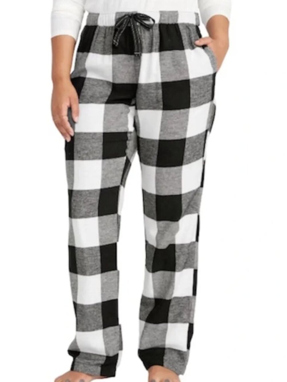 Old Navy Black & White Mid-Rise Flannel Pajama Pants